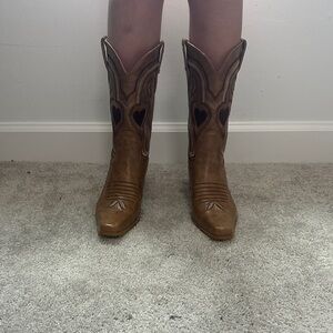 Brown Western Heart-Patterned Cowboy Boots